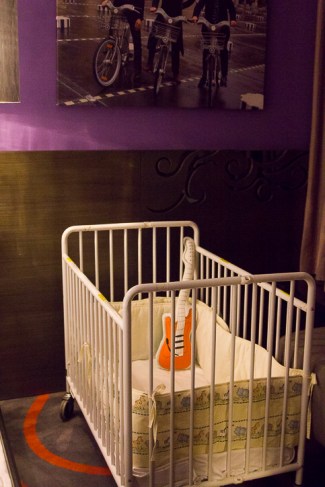 Baby cot is available too if you need it and oh yes and winners are also free to bring home that cute little guitar there :)